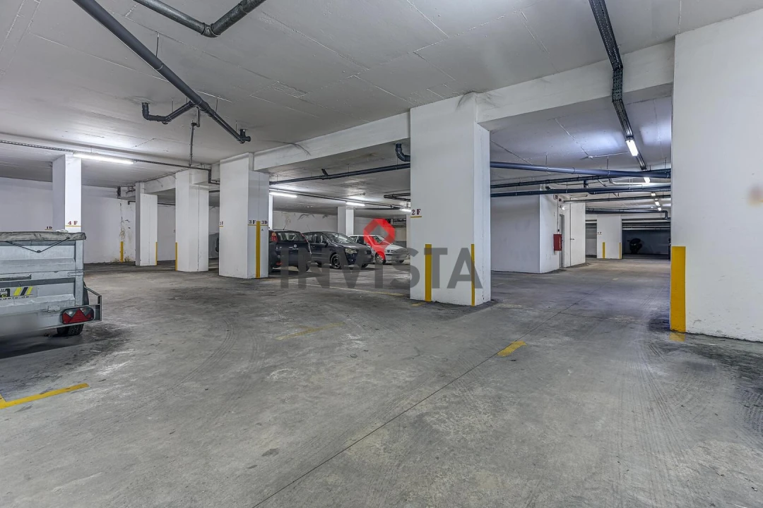 Apartamento T3 para Venda em Carregado e Cadafais Foto 24