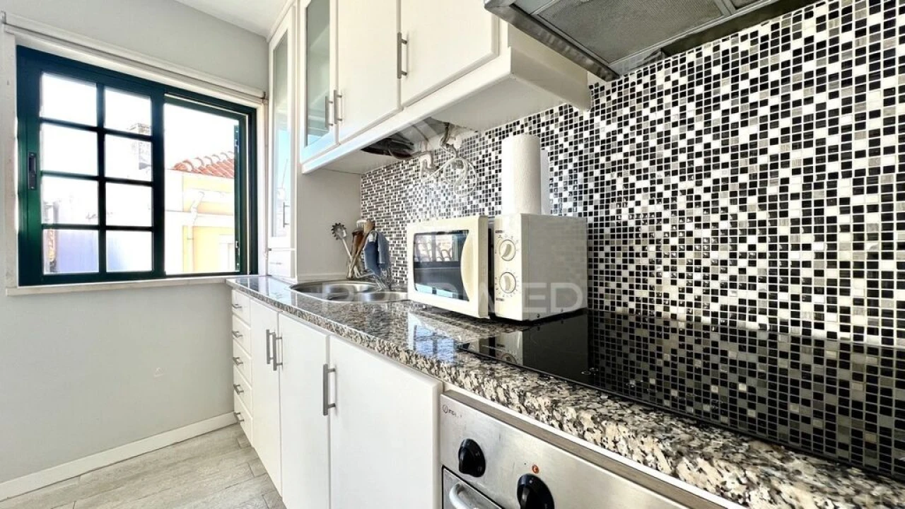 Apartamento T1 para Venda em Sesimbra (Santiago) Foto 4