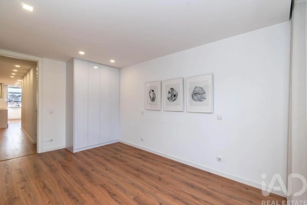 Apartamento T3 para Arrendamento em Leiria, Pousos, Barreira e Cortes Foto 6