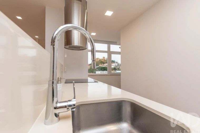 Apartamento T3 para Arrendamento em Leiria, Pousos, Barreira e Cortes Foto 4