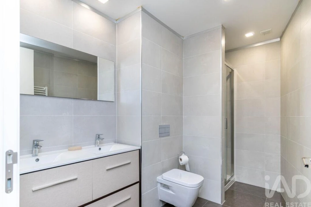 Apartamento T3 para Arrendamento em Leiria, Pousos, Barreira e Cortes Foto 8