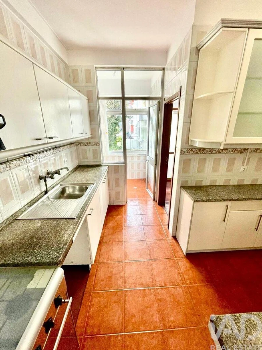 Apartamento T4 para Venda em Bonfim Foto 23