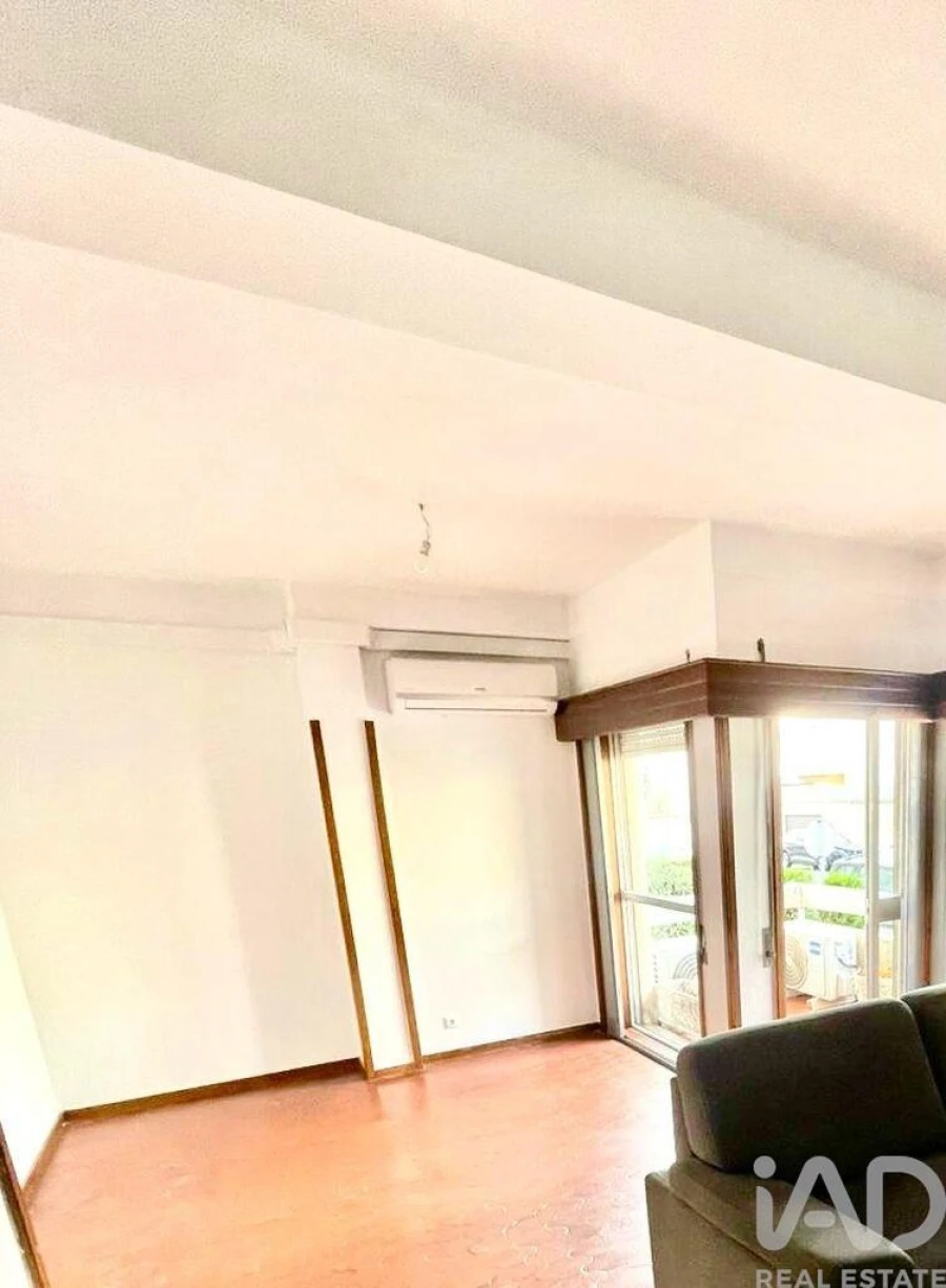 Apartamento T4 para Venda em Bonfim Foto 8