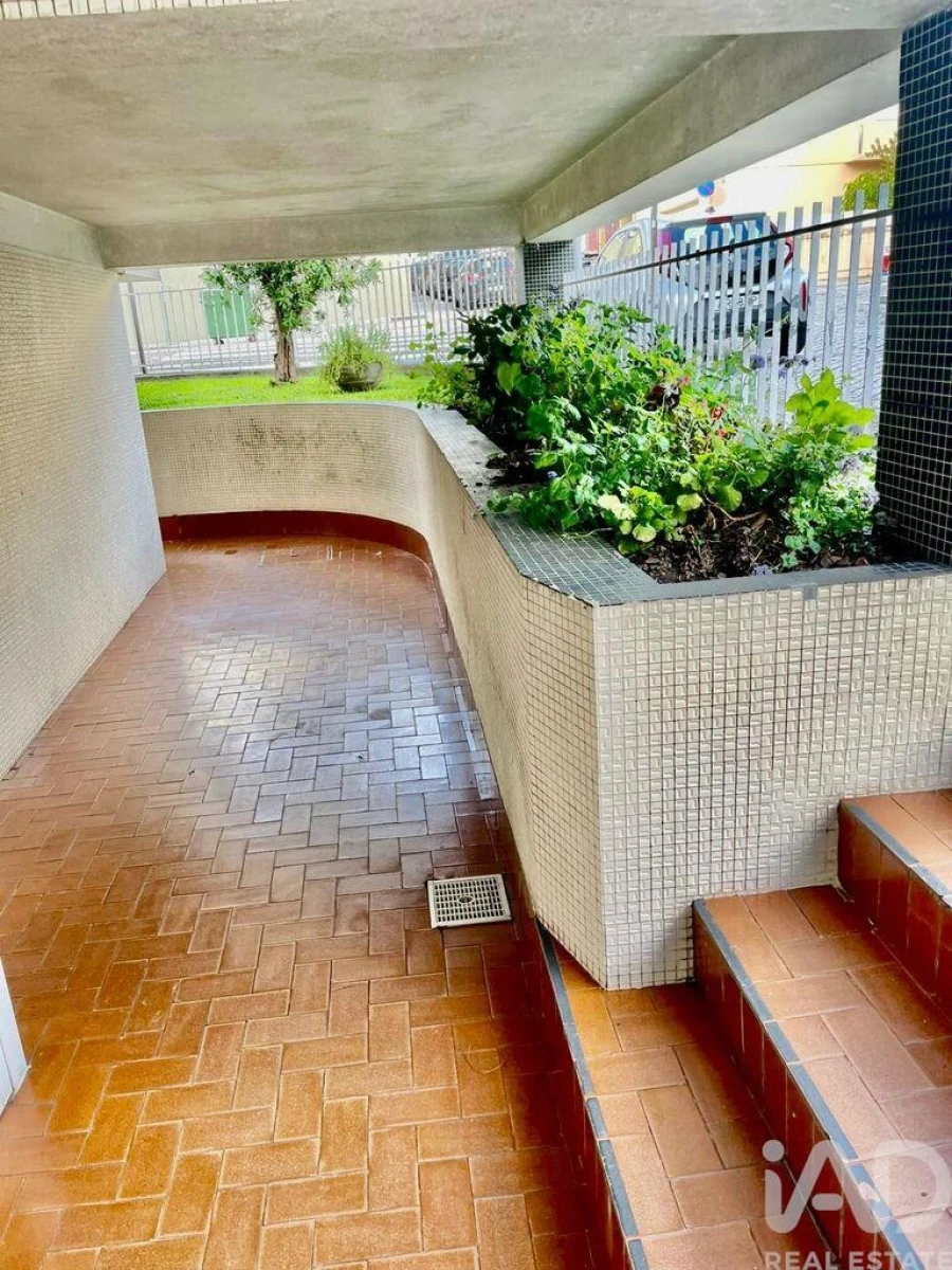 Apartamento T4 para Venda em Bonfim Foto 4