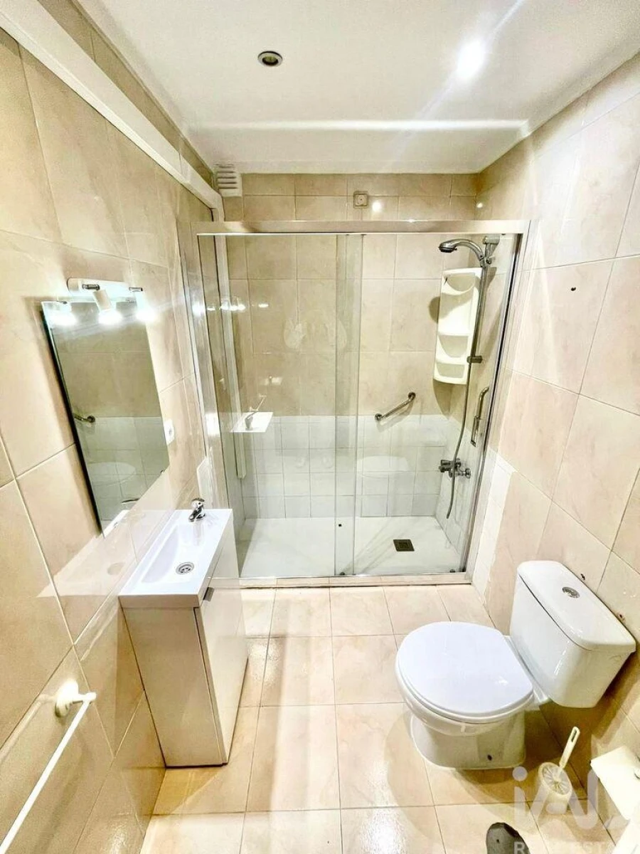 Apartamento T4 para Venda em Bonfim Foto 18