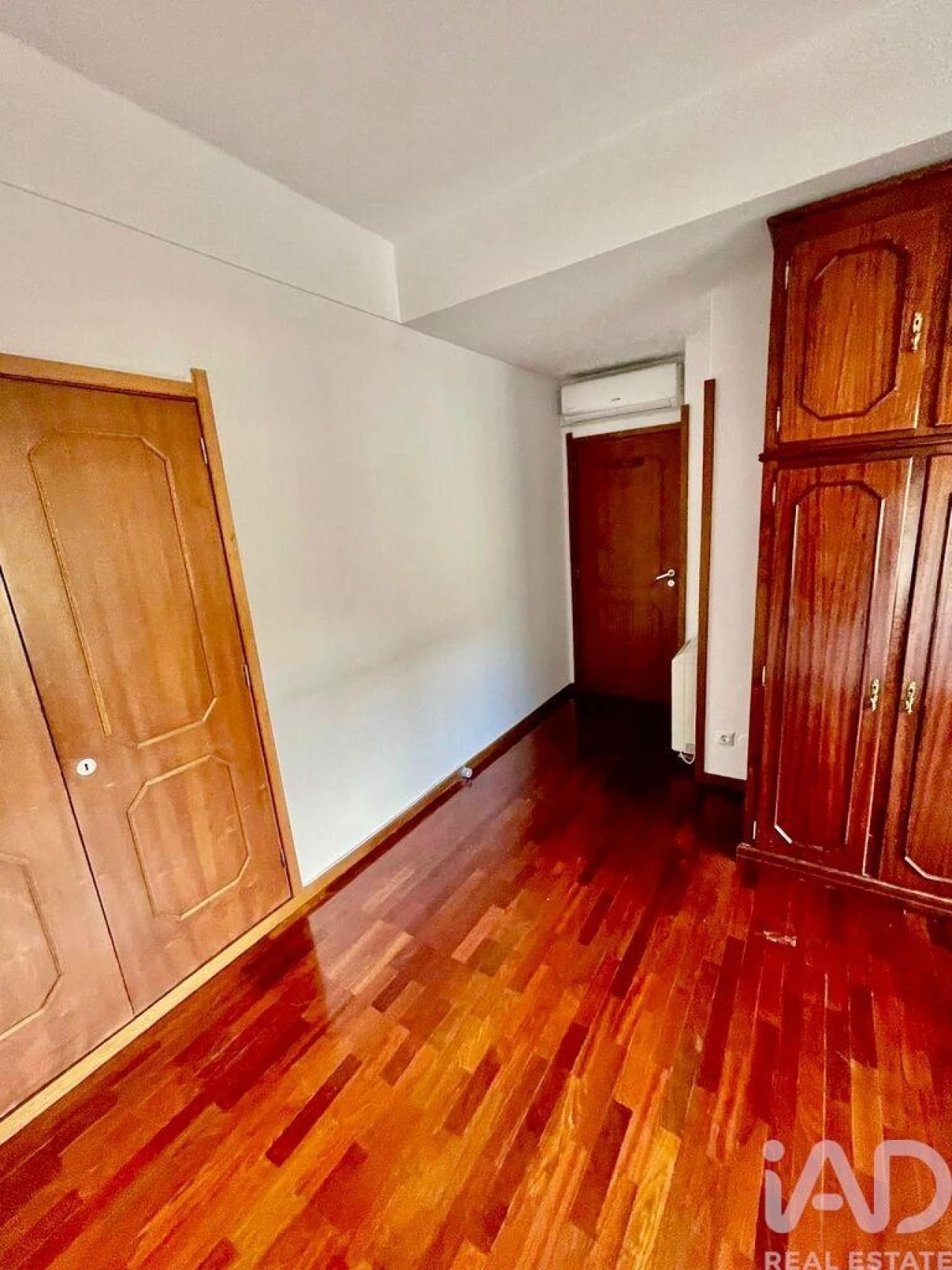 Apartamento T4 para Venda em Bonfim Foto 12