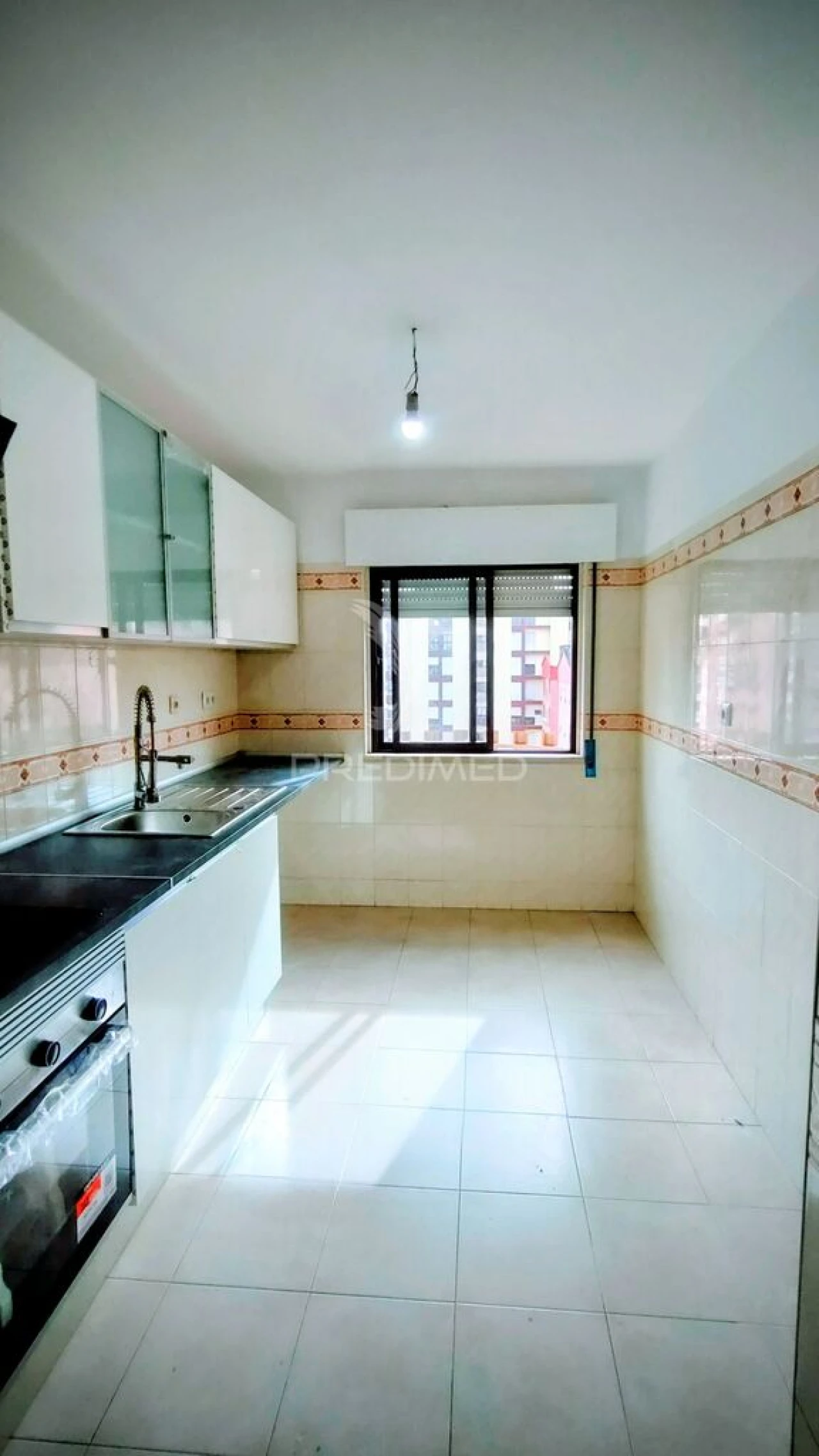 Apartamento T2 para Venda em Algueirão-Mem Martins Foto 3