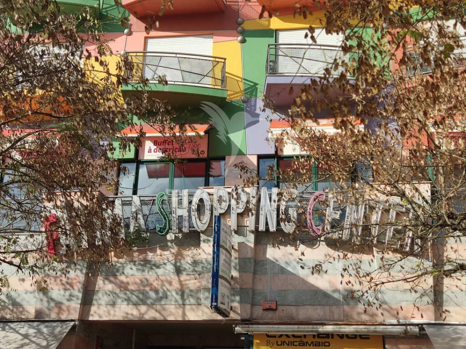 Loja para Arrendamento em Fatima Foto 1