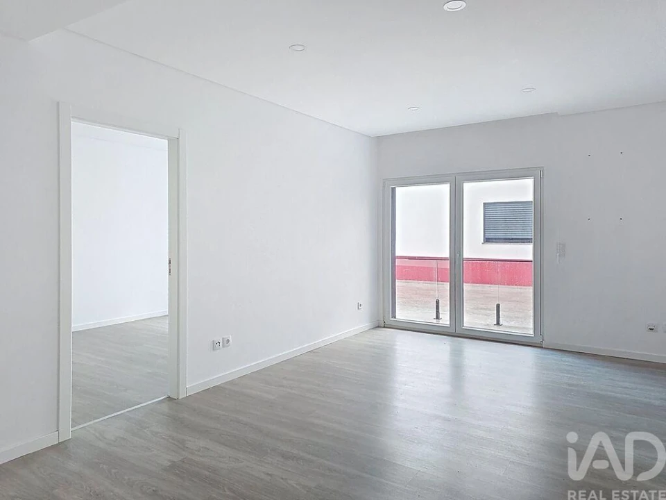 Apartamento T2 para Arrendamento em Lourinhã e Atalaia Foto 9