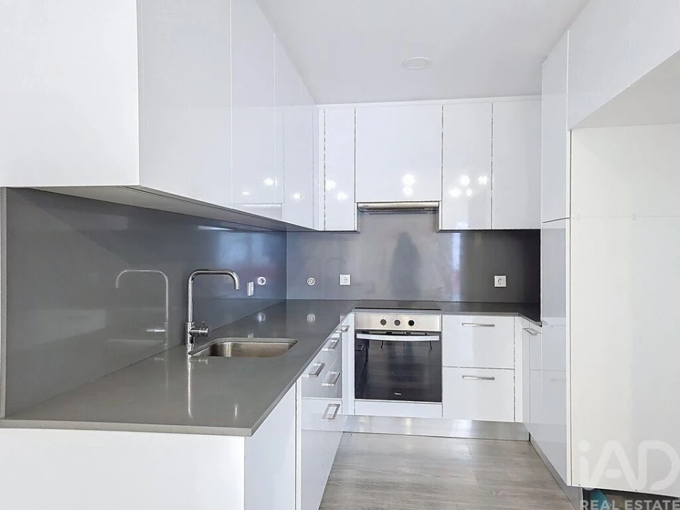 Apartamento T2 para Arrendamento em Lourinhã e Atalaia Foto 3