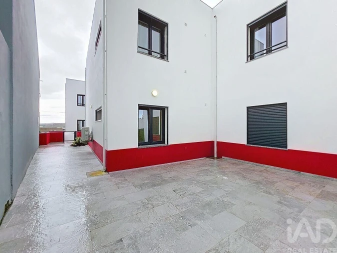 Apartamento T2 para Arrendamento em Lourinhã e Atalaia Foto 24