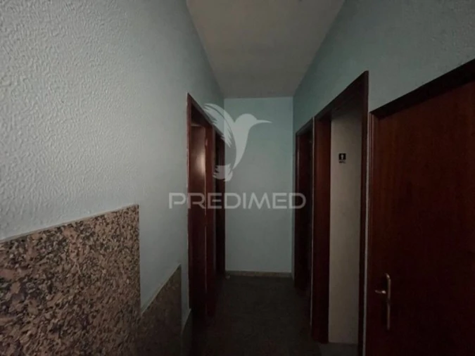 Loja para Venda em Candoso Santiago e Mascotelos Foto 7