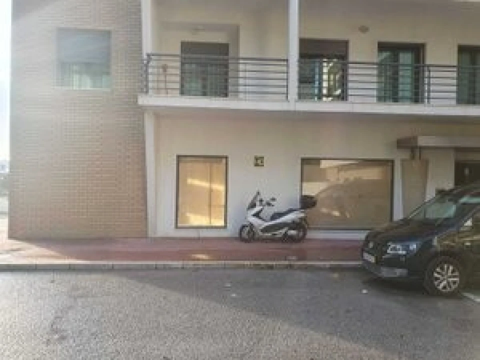 Loja para Venda em Odivelas Foto 4