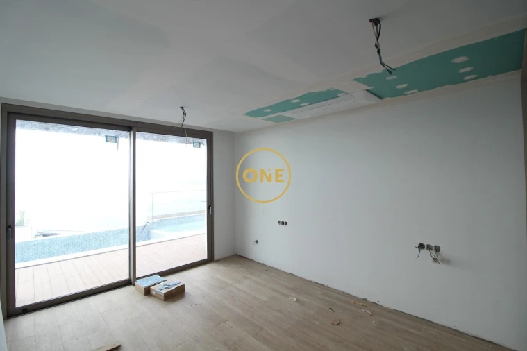 Moradia T4 para Venda em Tabua Foto 10