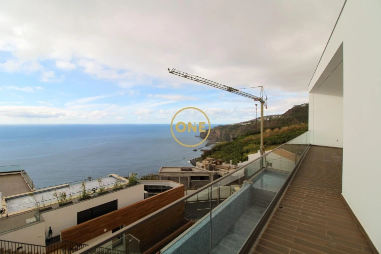 Moradia T4 para Venda em Tabua Foto 36