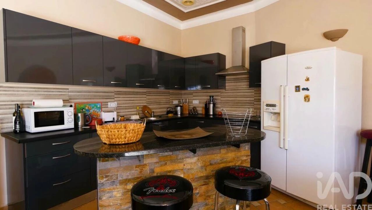 Negócio para Venda em Luz Foto 8