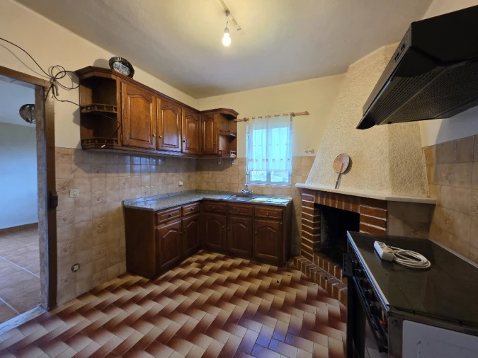 Moradia T4 para Venda em Cernache Foto 2