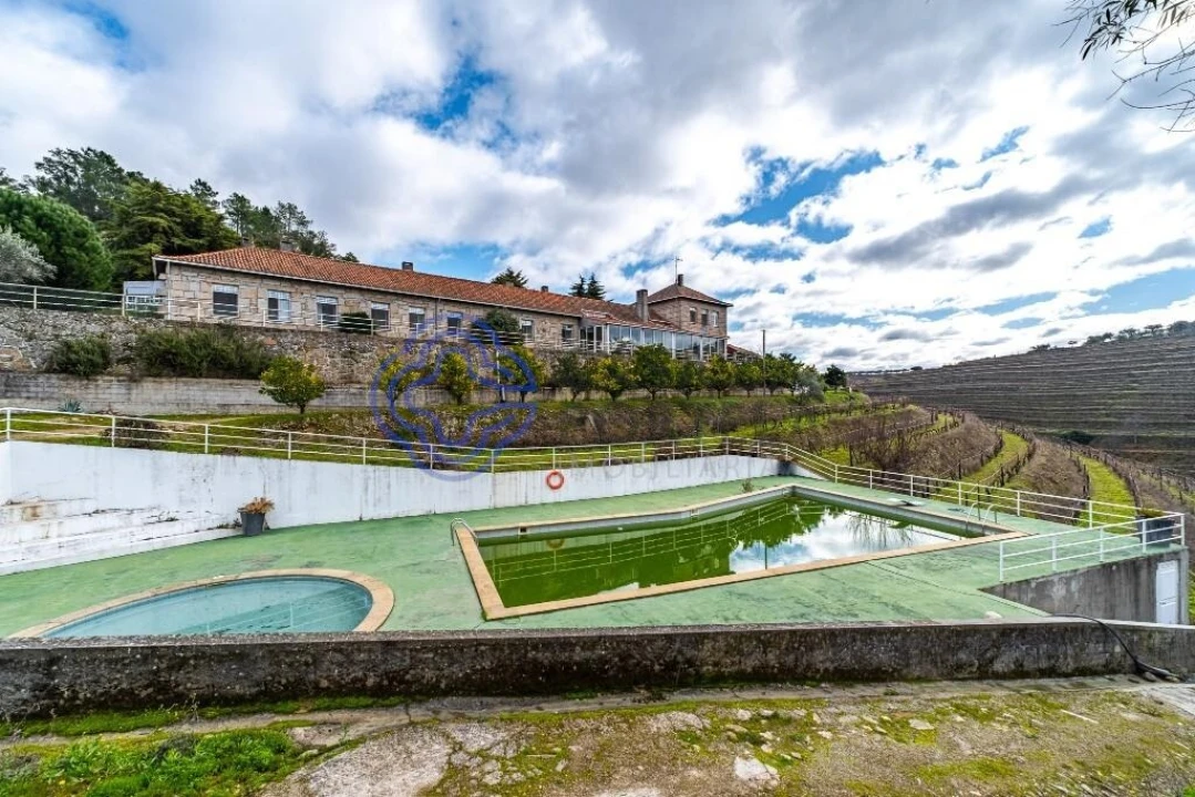 Quinta T9 para Venda em Santa Eugenia Foto 16