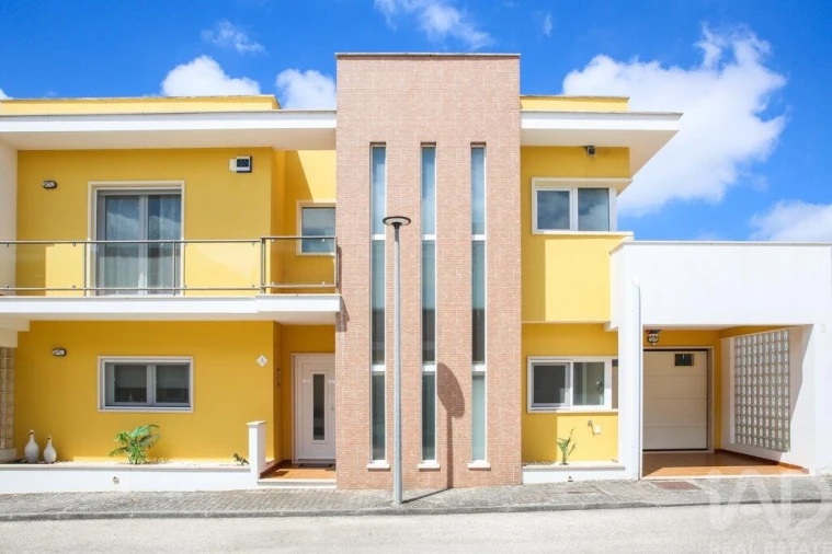 Moradia T3 para Venda em Lourinhã e Atalaia Foto 1