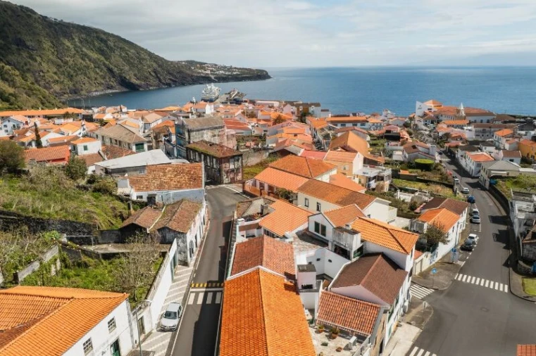 Moradia T3 para Venda em Velas (São Jorge) Foto 37