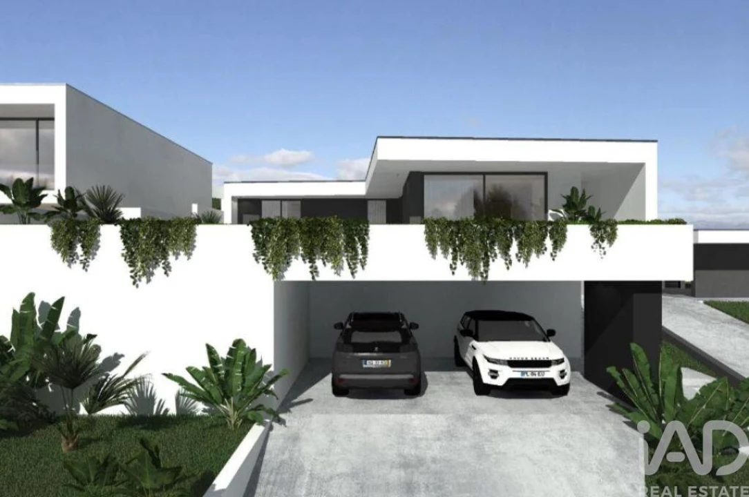 Moradia T3 para Venda em Estorãos Foto 3