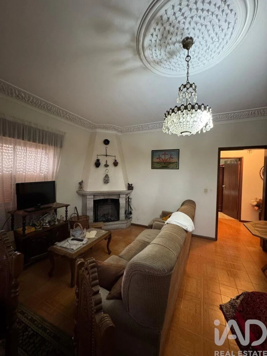 Quinta T2 para Venda em Fornelo do Monte Foto 5