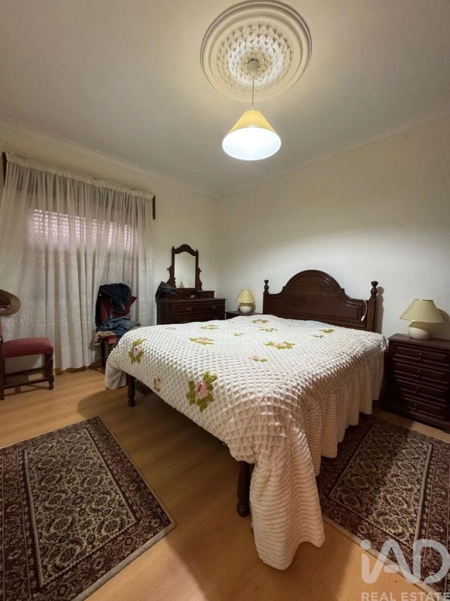 Quinta T2 para Venda em Fornelo do Monte Foto 8