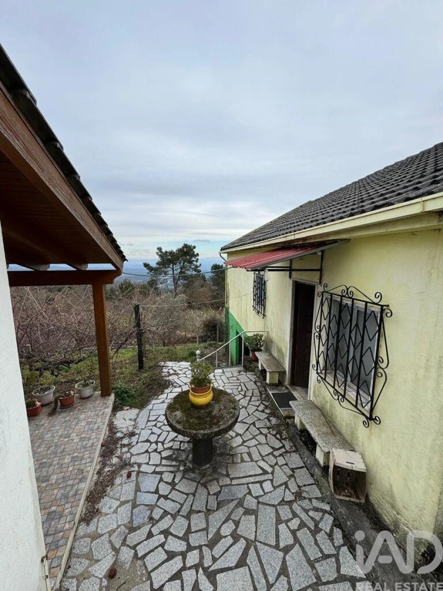 Quinta T2 para Venda em Fornelo do Monte Foto 20