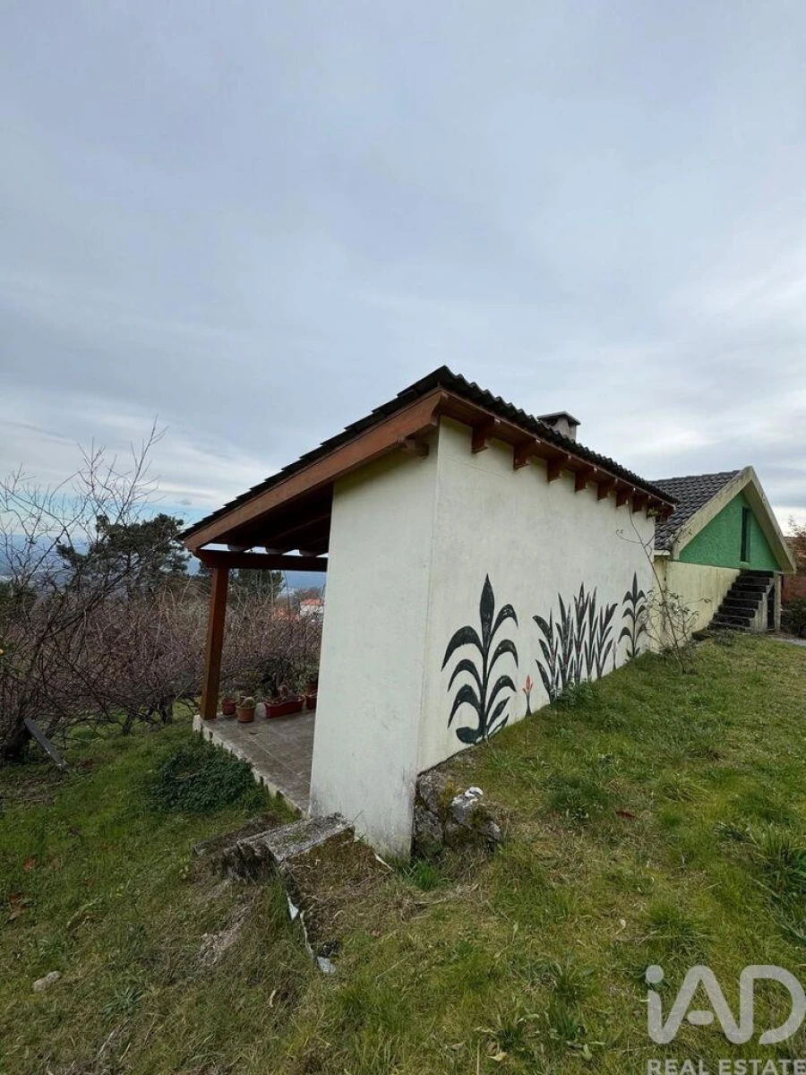 Quinta T2 para Venda em Fornelo do Monte Foto 23