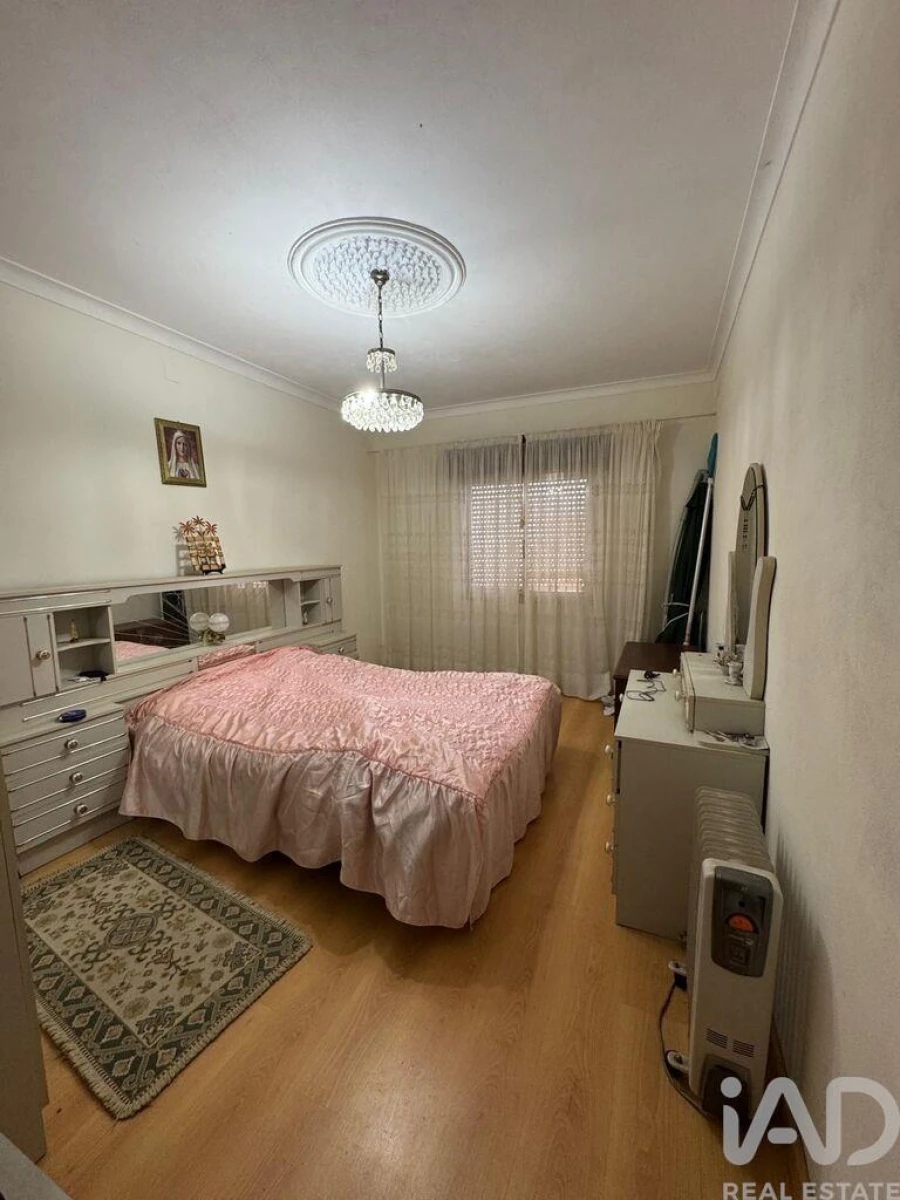 Quinta T2 para Venda em Fornelo do Monte Foto 9