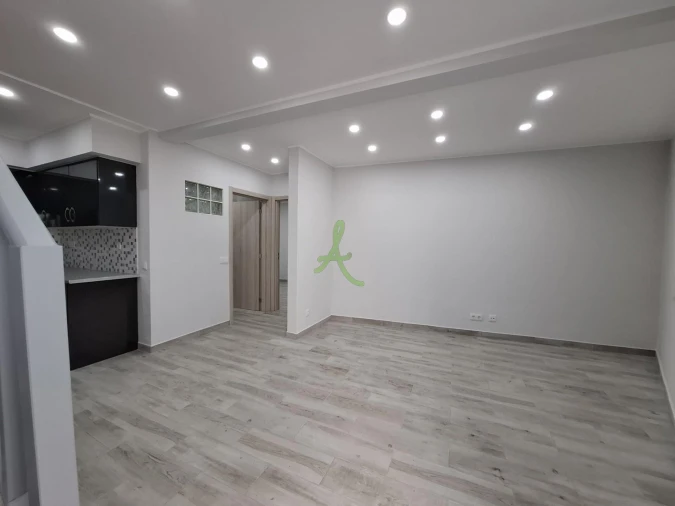 Moradia T2 para Venda em Lagoa e Carvoeiro Foto 3