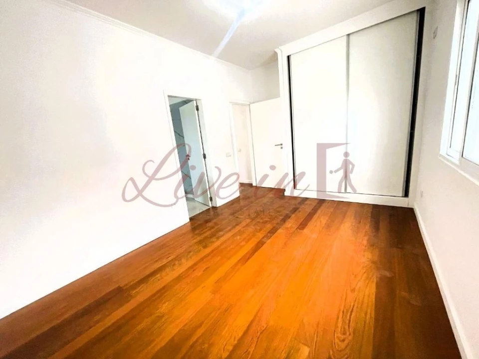 Moradia T3 para Venda em Santa Cruz Foto 11