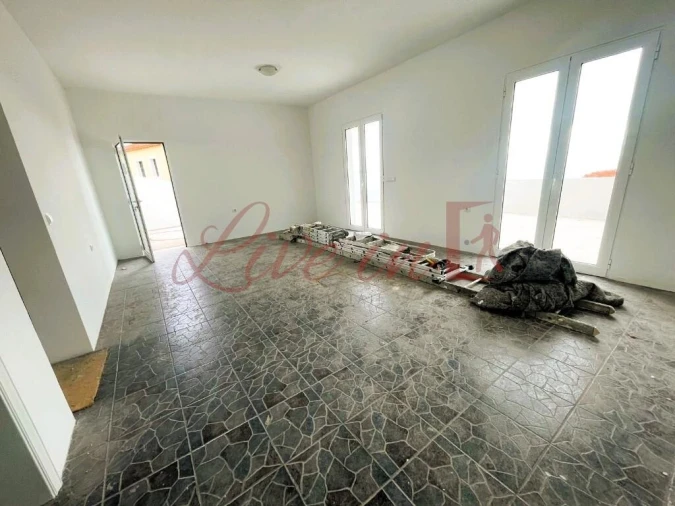 Moradia T3 para Venda em Santa Cruz Foto 22