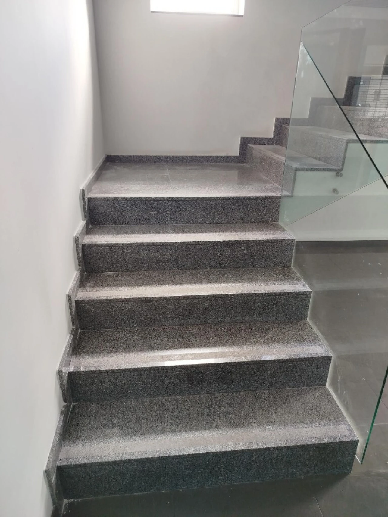 Armazém para Arrendamento em Sacavém e Prior Velho Foto 4