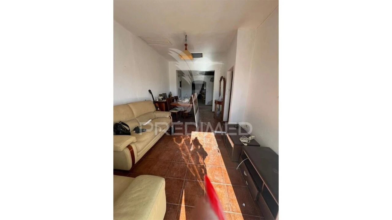 Moradia T3 para Venda em Campolide Foto 10