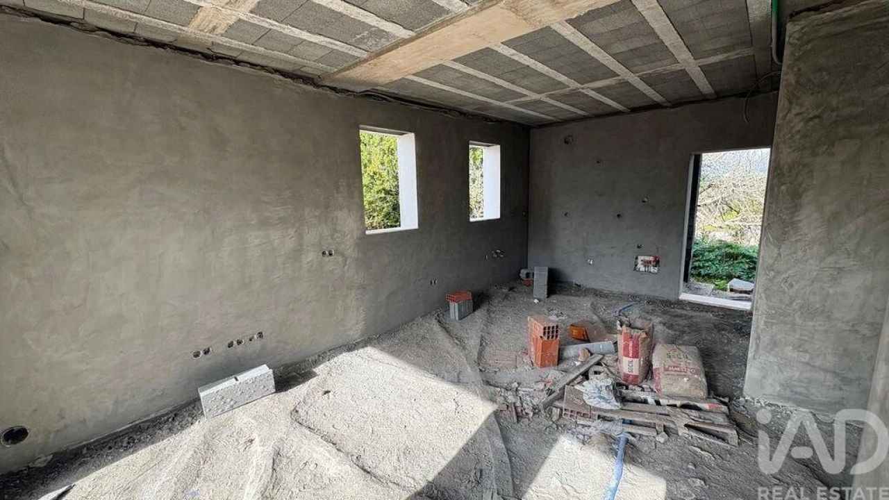 Moradia T2 para Venda em Chão de Couce Foto 3