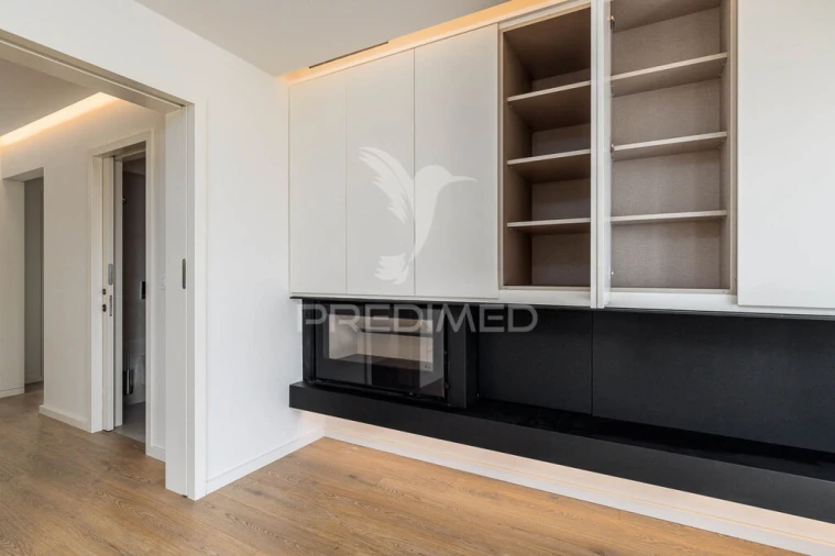 Apartamento T4 para Venda em Colares Foto 12