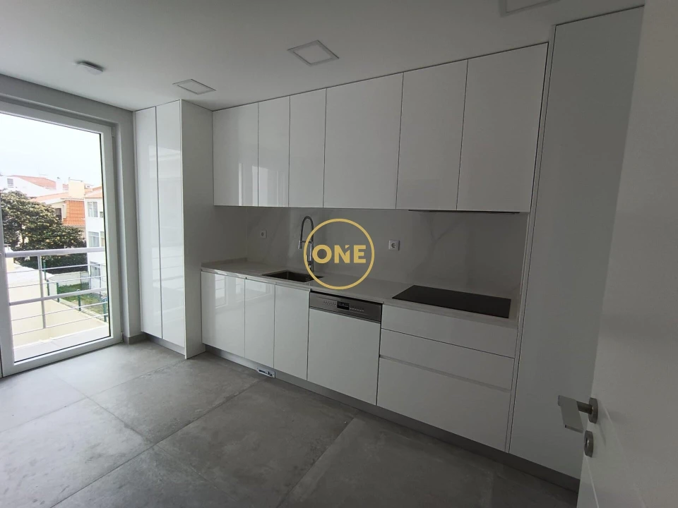 Apartamento T3 para Venda em Carcavelos e Parede Foto 21
