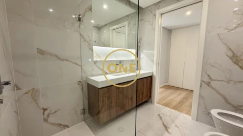 Apartamento T3 para Venda em Carcavelos e Parede