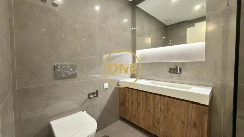 Apartamento T3 para Venda em Carcavelos e Parede