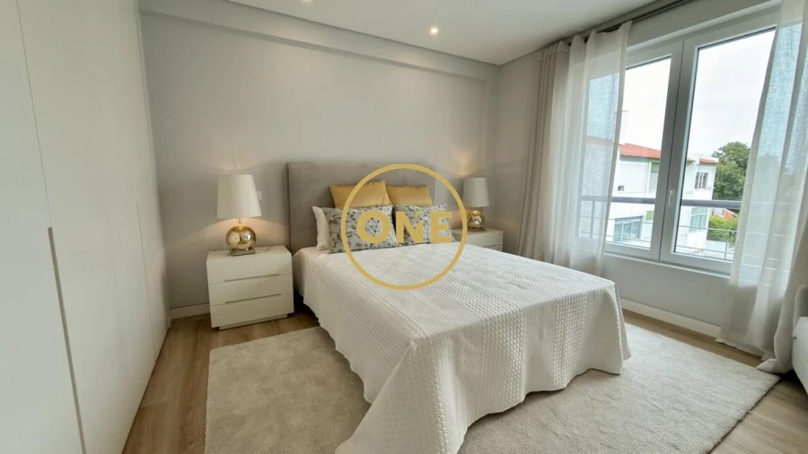 Apartamento T3 para Venda em Carcavelos e Parede Foto 28