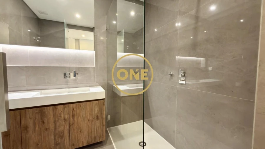 Apartamento T3 para Venda em Carcavelos e Parede Foto 41