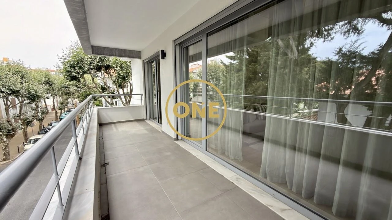 Apartamento T3 para Venda em Carcavelos e Parede Foto 23