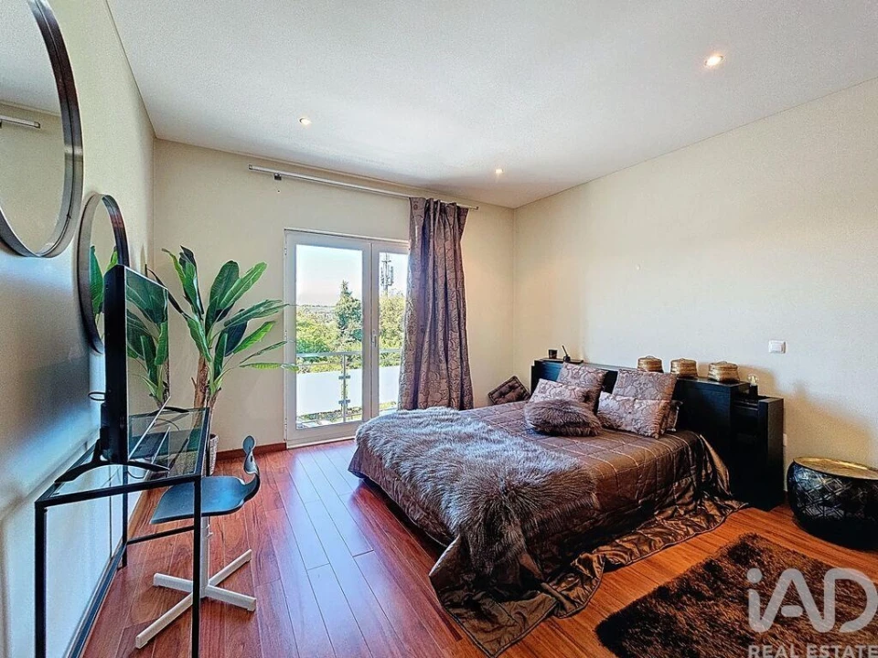 Moradia T4 para Venda em Rio Tinto Foto 9