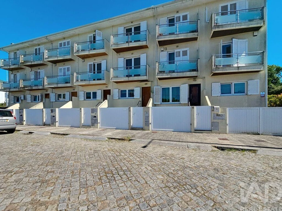 Moradia T4 para Venda em Rio Tinto Foto 18