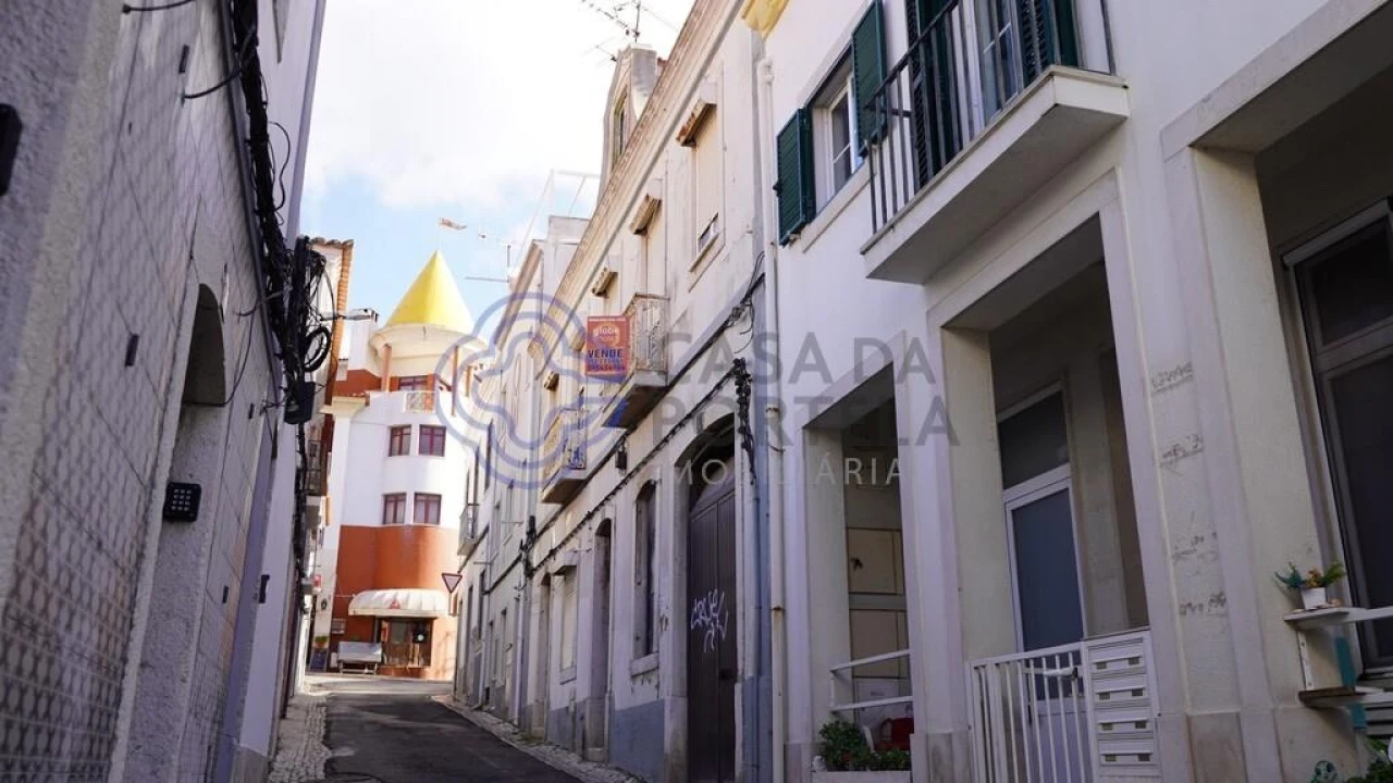 Prédio para Venda em Sesimbra (Santiago) Foto 2