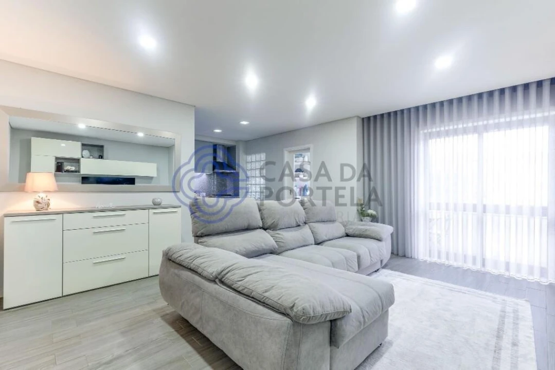 Apartamento T3 para Venda em Malta e Canidelo Foto 1