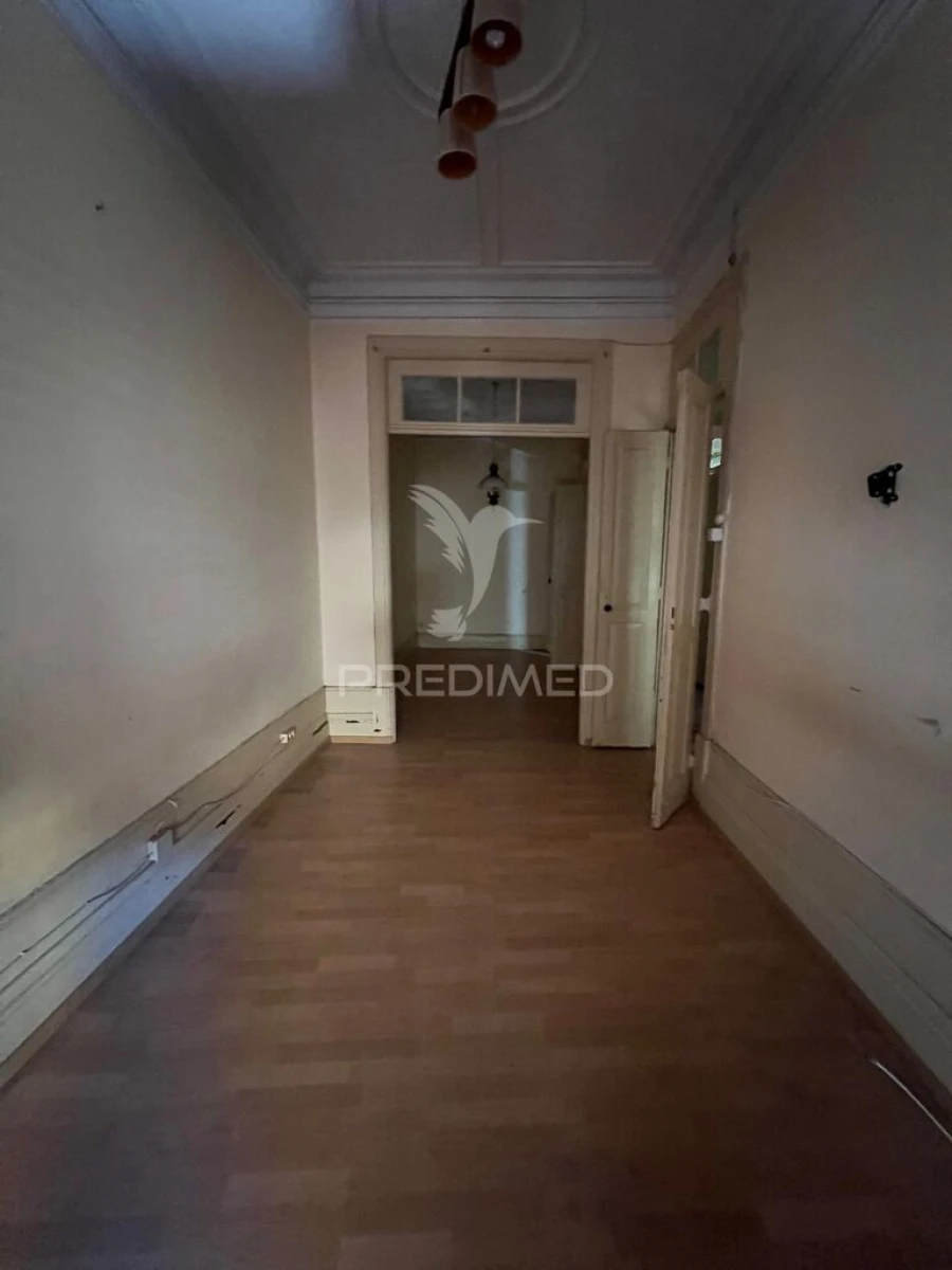 Prédio para Venda em Campanhã Foto 6