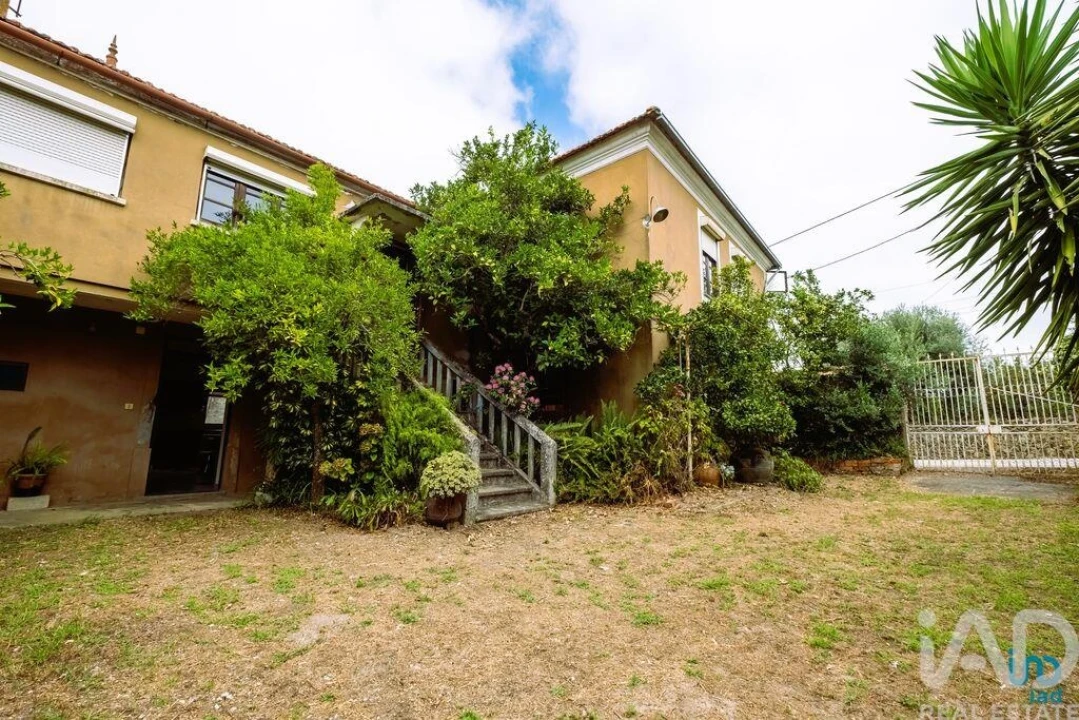 Moradia T4 para Venda em Oliveira do Mondego e Travanca do Mondego Foto 1