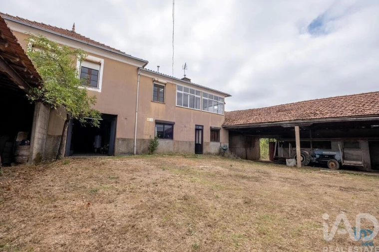 Moradia T4 para Venda em Oliveira do Mondego e Travanca do Mondego Foto 3